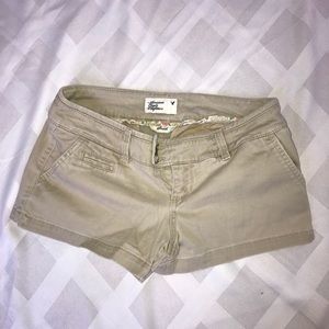 American eagle women’s shorts